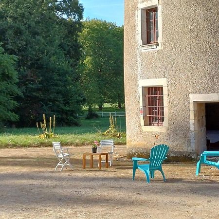 Chambre Dans Tour Du 15Eme Siecle Mauvieres Екстер'єр фото