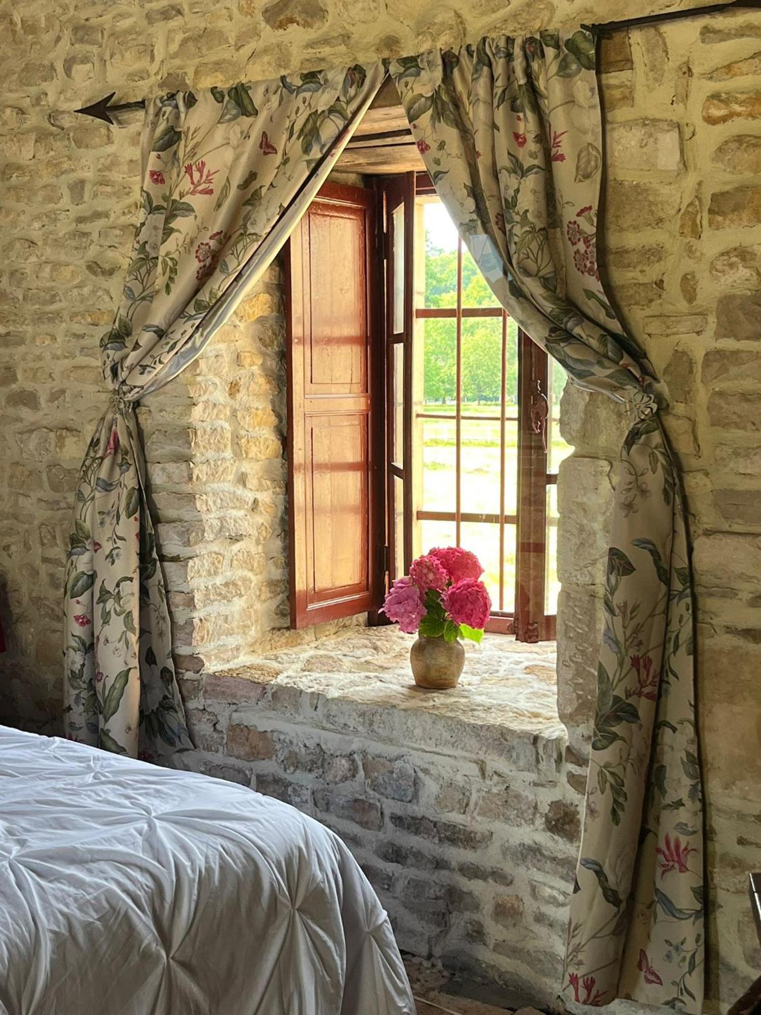 Chambre Dans Tour Du 15Eme Siecle Mauvieres Екстер'єр фото
