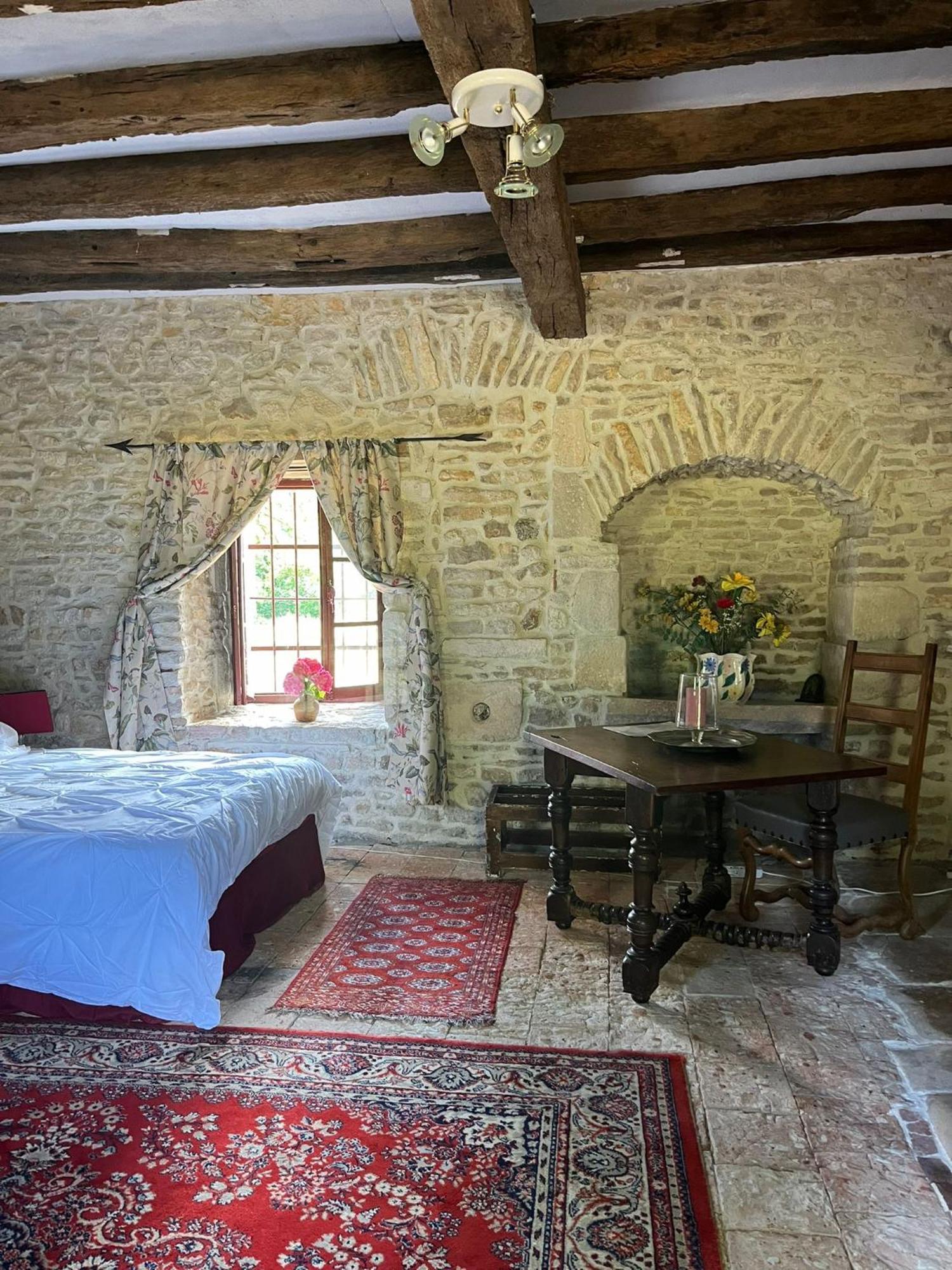 Chambre Dans Tour Du 15Eme Siecle Mauvieres Екстер'єр фото